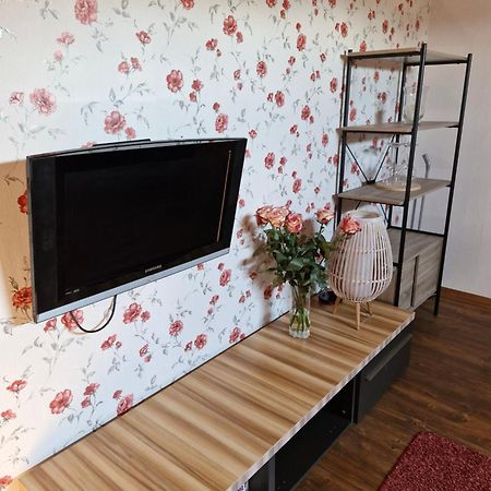 Suur-Sadama Apartment Kuressaare Extérieur photo